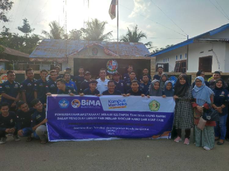 Dosen UMN Al Washliyah Manfaatkan Limbah Padi Jadi Biochar Nano dan Asap Cair, Berdayakan Masyarakat Desa Ujung Rambe Kecamatan Bangun Purba