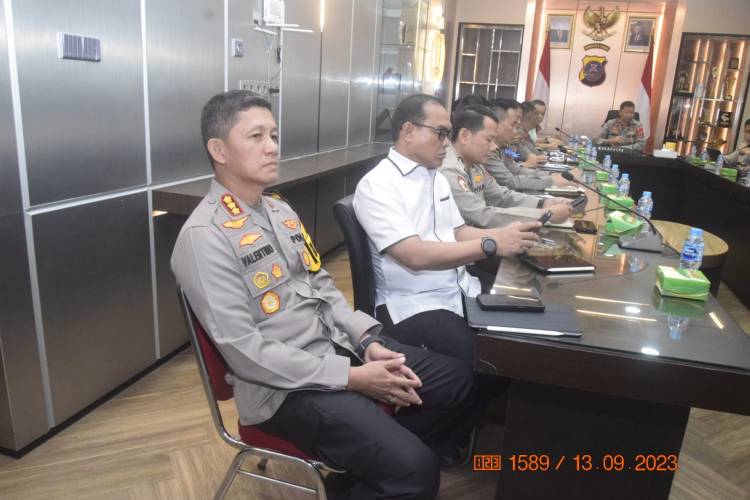  Kapolrestabes Medan Rapat Kunjungan Kerja Wakapolri di Polda Sumut