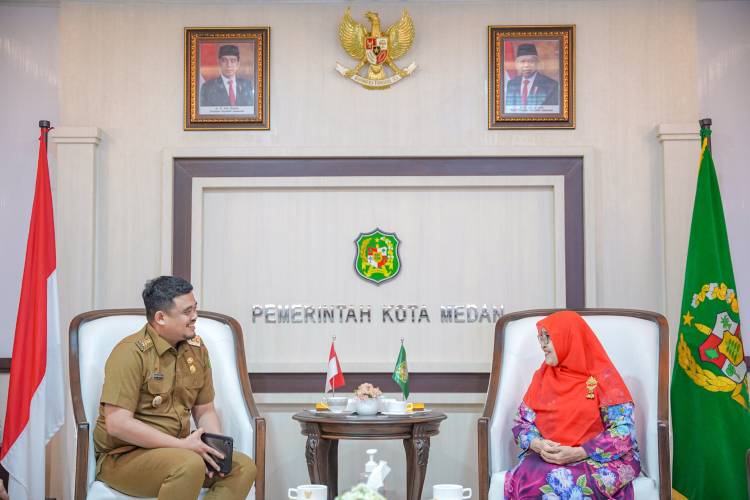 Wujudkan Pemilu Damai, Walikota Medan Ingin PW Muslimat NU Penyejuk di Tengah Masyarakat