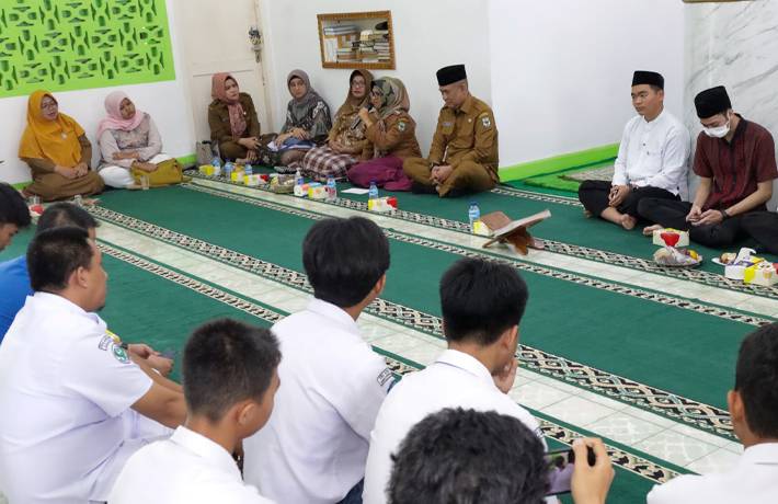 Walikota Pematangsiantar Peringati Maulid Nabi Muhammad SAW Bersama Pegawai RSUD dr Djasamen Saragih