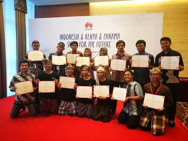 Huawei Undang 15 Mahasiswa Terbaik Indonesia ke Tiongkok