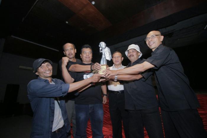 Teater O USU Beri Pengharagaan Tokoh Teater Sumut