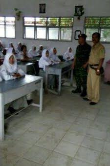 Babinsa Koramil 21/TJ Beri Pengarahan Bahaya Narkoba ke Sekolah