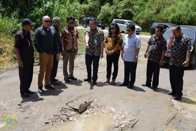 Jalan Provinsi Rusak, Bupati Pakpak Bharat Mengadu ke Komisi B DPRD Sumut