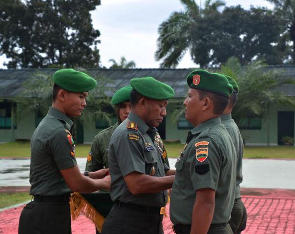 Danrem 022/PT Lantik Kenaikan Pangkat Bintara dan Tamtama