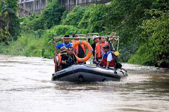 Wakil Walikota dan Rombongan Arungi Sungai Deli di Hari Sumpah Pemuda