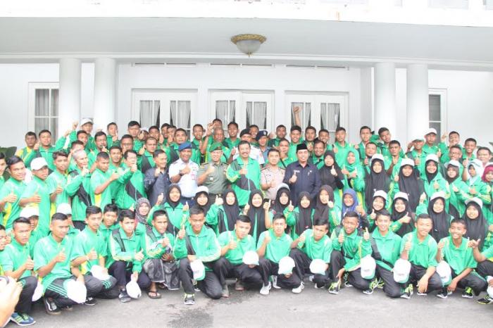 Gubsu Lepas Kontigen Pospenas VII Sumut Ke Provinsi Banten