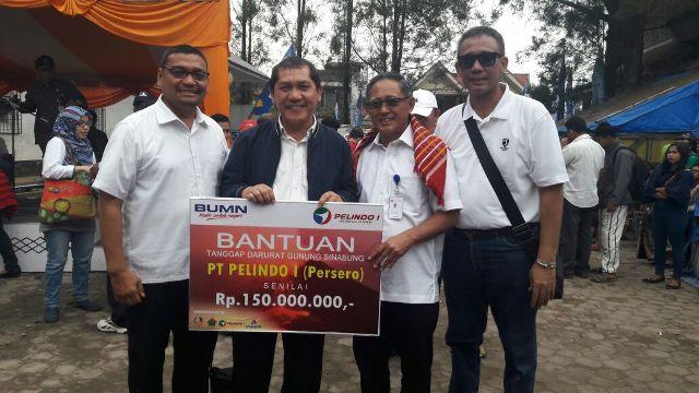 Pelindo 1 Berikan Rp 150 juta untuk Pengungsi Sinabung