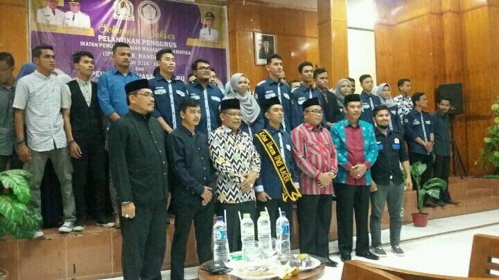 Bupati Aceh Barat Lantik IPMS Banda Aceh