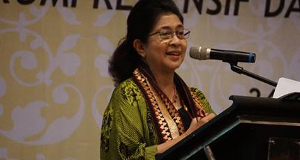 Menkes Nila Moeloek: Dokter Indonesia Harus Berkualitas
