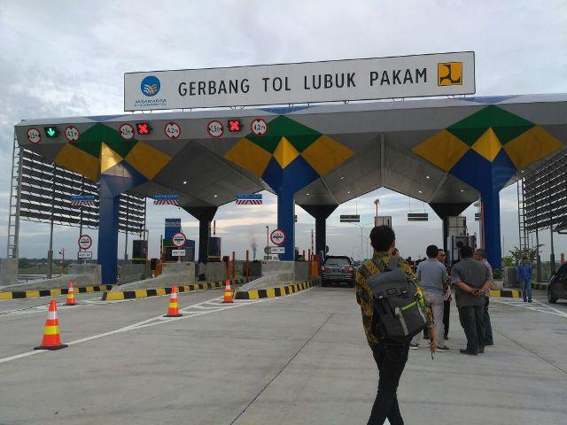 Presiden Resmikan Jalan Tol Helvetia-Binjai, untuk Tanjung Mulia-Helvetia Masih Terkendala Lahan