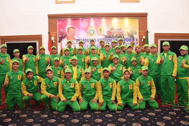 Gubernur Lepas Kontingan POMNas Sumut ke Makassar