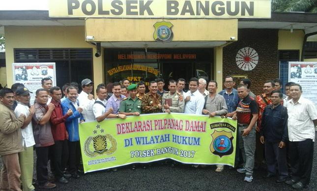 Polsek Bangun Kawal Pelaksanaan Deklarasi Damai Pemilihan Pangulu Nagori
