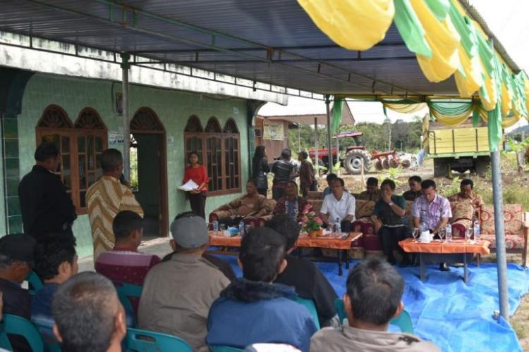 Bupati Humbahas Sosialisasikan Program Tanaman Jagung