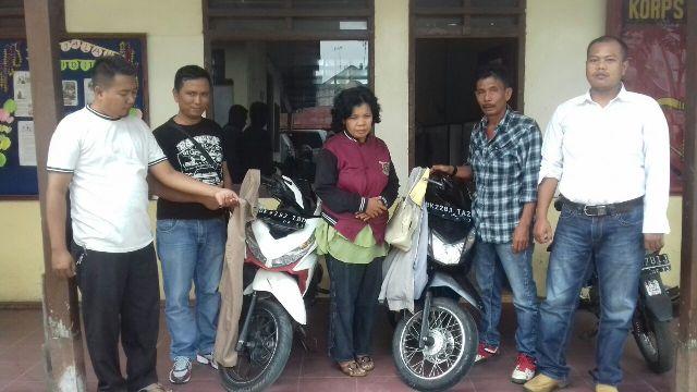 Hotmalina Marbun, Perempuan Tua Penipu dengan Target Anak Sekolah Diringkus Polsek Perdagangan