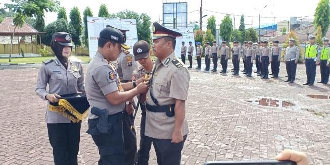 Kapolres Nias Selatan Pimpin Upacara Sertijab Kasat Lantas Polres Nias Selatan
