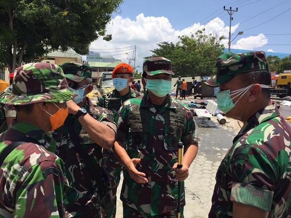 Panglima TNI Tinjau Perkembangan Penanganan Jenazah di RSUD Undata Palu