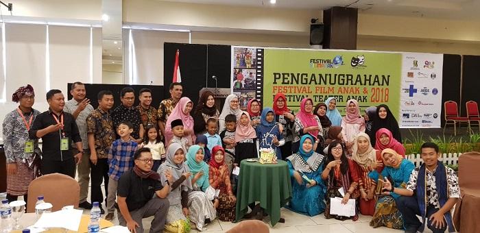 Anak-anak Sumut Bedah Medsos dan Keberagaman dalam Film dan Teater