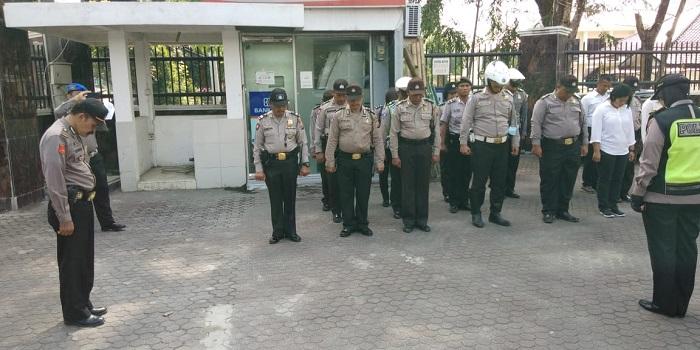 Personel Polsek Delitua Diusir Saat Apel Pengamanan Unjuk Rasa di Kejatisu