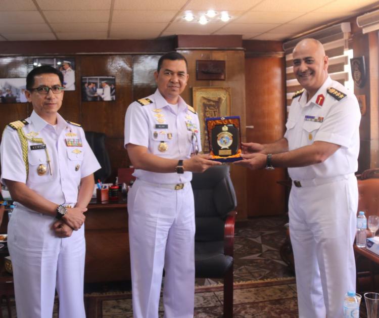 Komandan Satgas MTF TNI Kunjungi Pangkalan Angkatan Laut Port Said Mesir