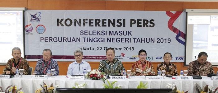Pemerintah Pangkas Jatah Penerimaan Mahasiswa Baru Melalui Jalur Undangan