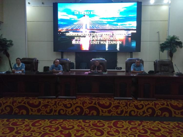 Wartawan DPRD Medan Kunjungi DPRD Manado