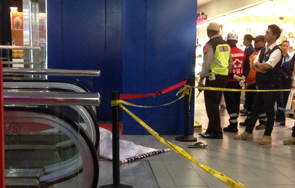 Pengunjung Thamrin Plaza Bunuh Diri dengan Melompat dari Lantai Lima