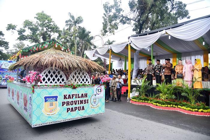 Pawai MTQN XXVII Sumut Dimeriahkan Peserta dari Seluruh Provinsi Indonesia