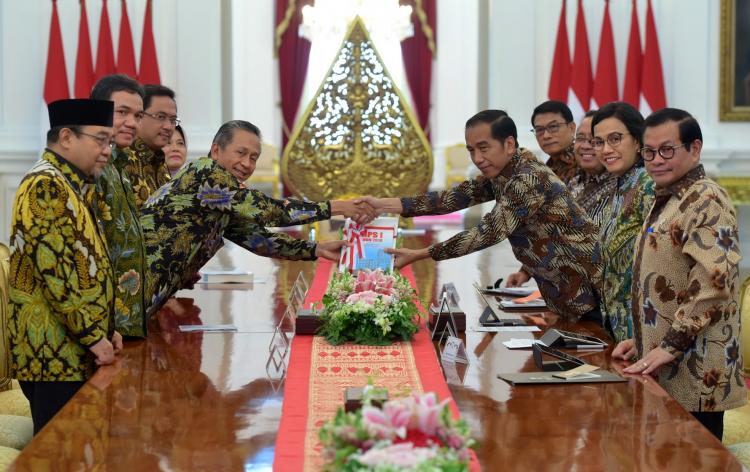 Pimpinan BPK Sampaikan 447 Temuan Berindikasi Pidana ke Presiden Jokowi
