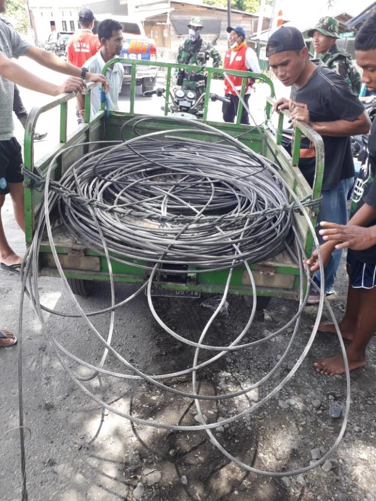 Anggota TNI Tangkap Pencuri Kabel Listrik PLN di Perumahan Balaroa Kota Palu