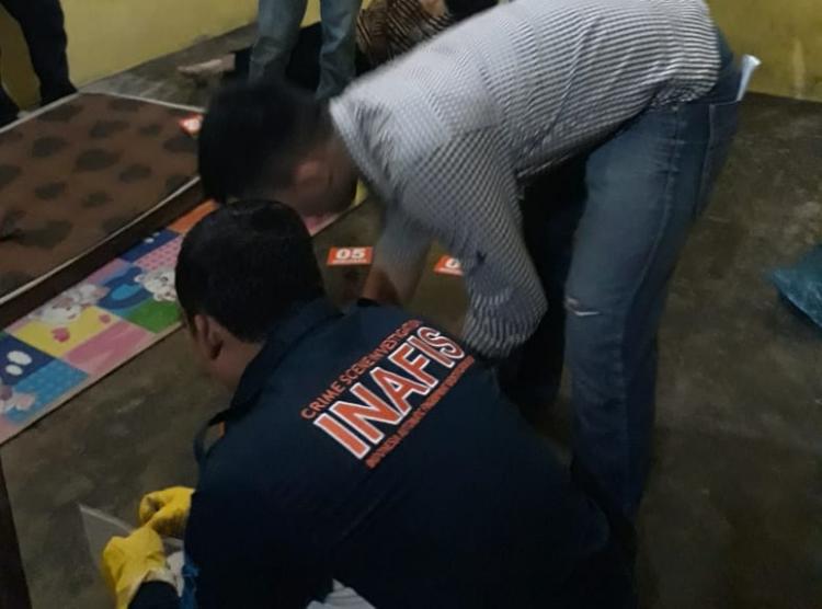 Pasangan Sejoli Ditemukan Tewas Gantung Diri