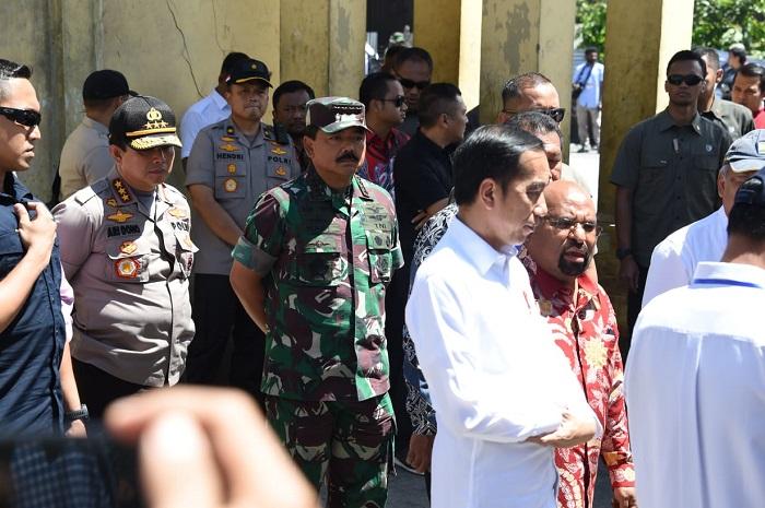 Panglima TNI Dampingi Presiden RI di Wamena Papua