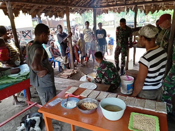 Satgas Yonif 411 Kostrad Dirikan Rumah Tempe untuk Warga Yakyu Papua