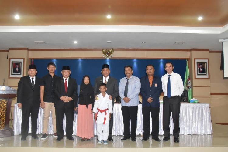 Bupati Deli Serdang Melepas M Dhijey Lexsie Menuju Turnamen Karate di Belgia