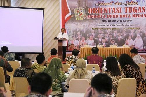 Orientasi dan Pembekalan Tugas Bagi Anggota DPRD Ditutup, Ini Harapan Pemko Medan