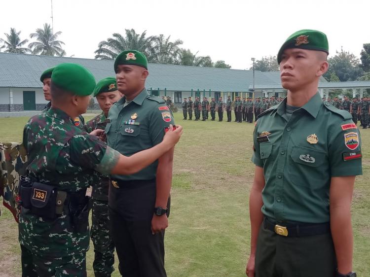 Danyonif 133 YS Pimpin Upacara Korps Kenaikan Pangkat dan Pindah Satuan