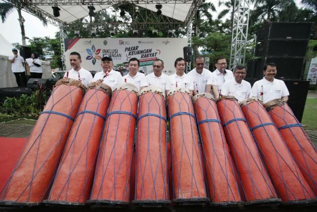 Plt Wali Kota Medan Hadiri Pasar Keuangan Rakyat dari OJK