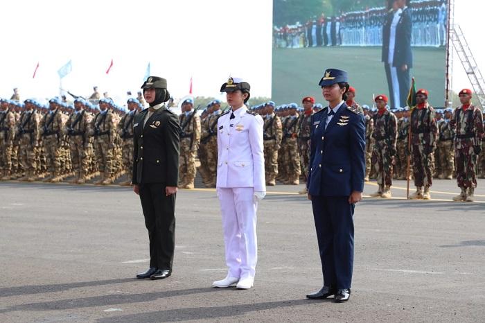 Panglima TNI Saksikan Gladi Bersih Upacara HUT ke-74 TNI