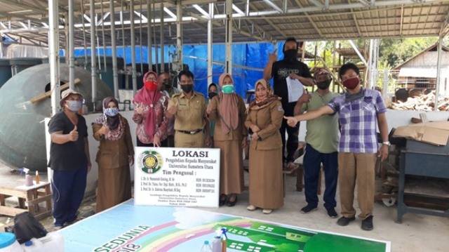 Tim Dosen USU Beri Penyuluhan Pembuatan Plastik Penampung Biogas Portable di STM Hilir