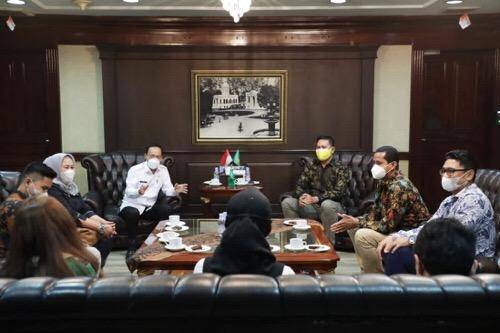 Pjs Walikota Medan Terima Audiensi IKAJARA Kota Medan