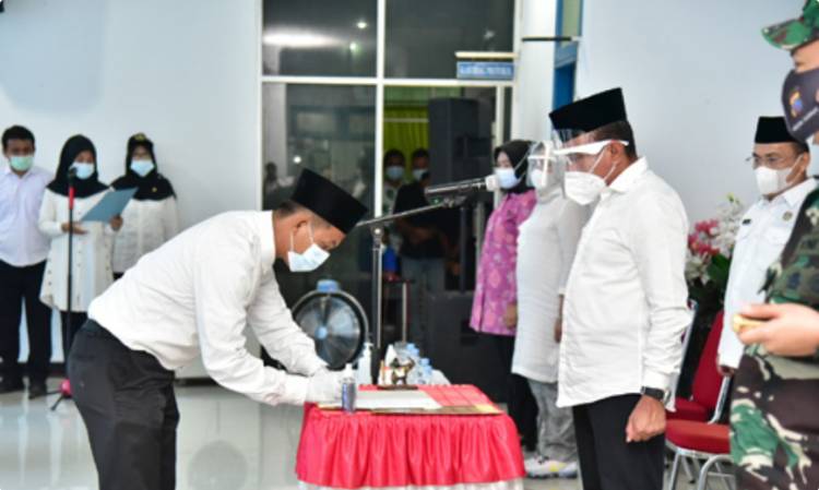 Lantik 5 Kepsek, Gubernur Edy Rahmayadi Tinjau Langsung Pembangunan SMAN 2 Plus Panyabungan