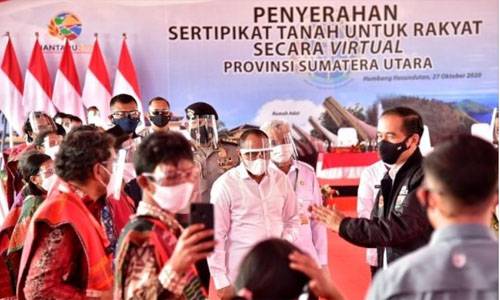 Presiden Serahkan 22.000 Sertifikat Tanah di Humbahas, Gubernur: Diwariskan, Jangan Diperjualbelikan