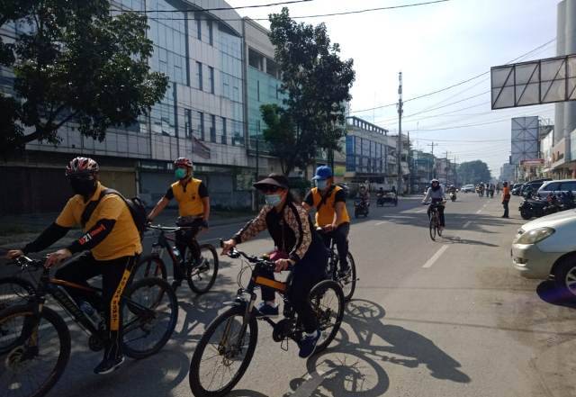 Polsek Medan Area Olahraga Bersepeda, Tingkatkan Imunitas Selama Pandemi Covid-19