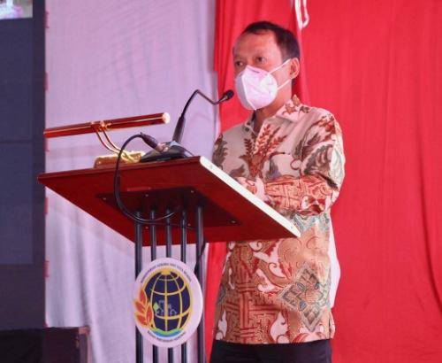 Pjs Wali Kota Medan Hadiri Penyerahan Sertifikat Tanah untuk Rakyat