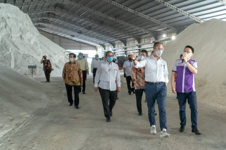 Tindaklanjut Arahan Presiden, Menperin Susun Strategi Peningkatan Produktivitas Garam Rakyat