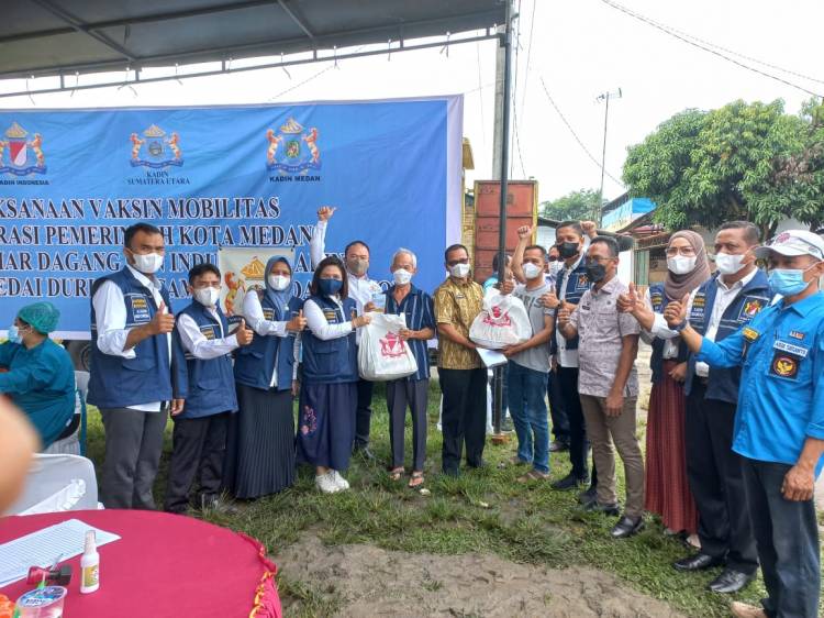  Kadis Perdagangan Kota Medan Tinjau Vaksinasi KADIN