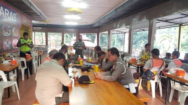 Ada Pembersihan Tebing dan Penebangan Pohon, Rabu Besok Jalan Tikungan Tirtanadi-Sambahe Ditutup