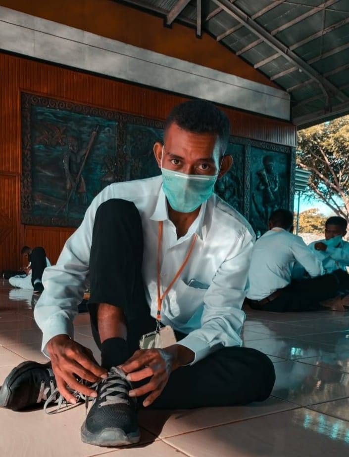  Sepenggal Kisah Anak Asmat Yang Berhasil Mengejar Impian