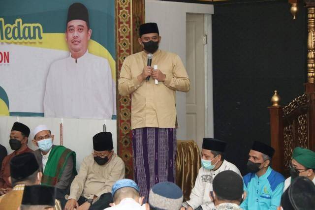 Walikota Medan Ajak Masyarakat Kembangkan Masjid Mandiri