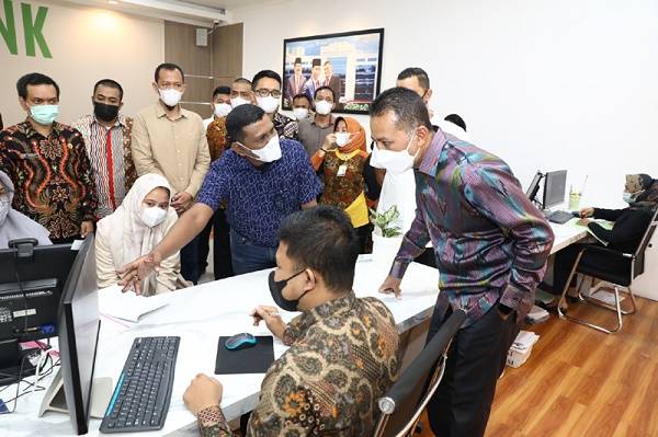 Santai Layaknya Cafe, Musa Rajekshah Apresiasi Konsep Kantor ATR/BPN Kota Medan